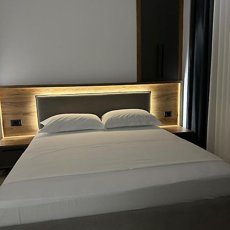 Gael Luxury Apartment Берат Екстериор снимка