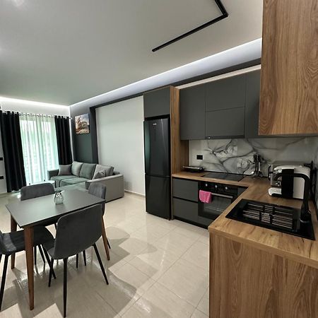 Gael Luxury Apartment Берат Екстериор снимка