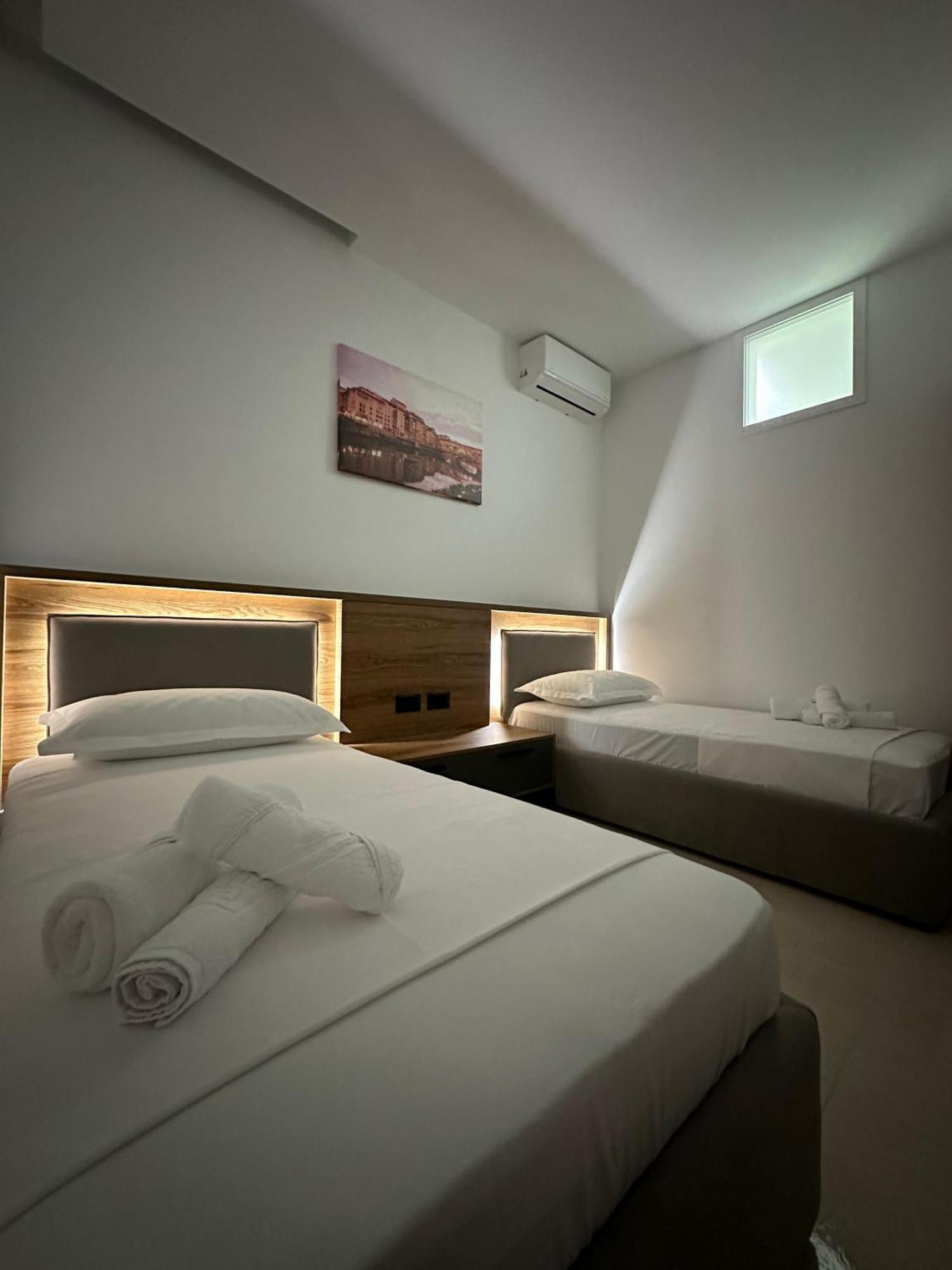 Gael Luxury Apartment Берат Екстериор снимка
